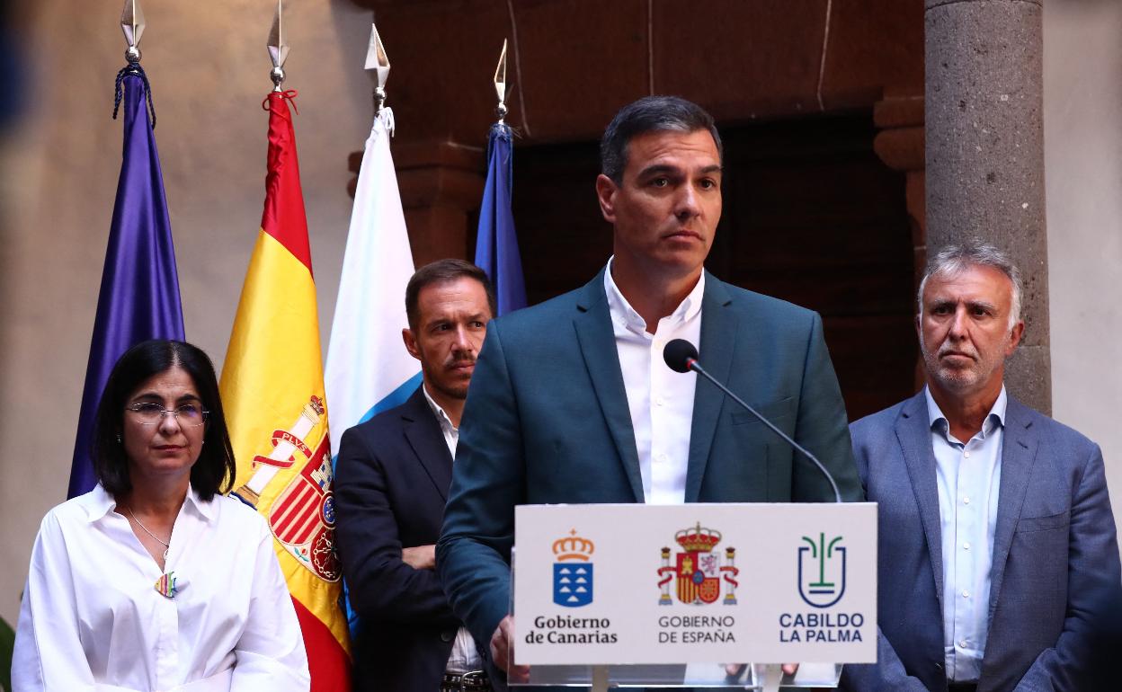 Sánchez programa un fin de año de alto voltaje político