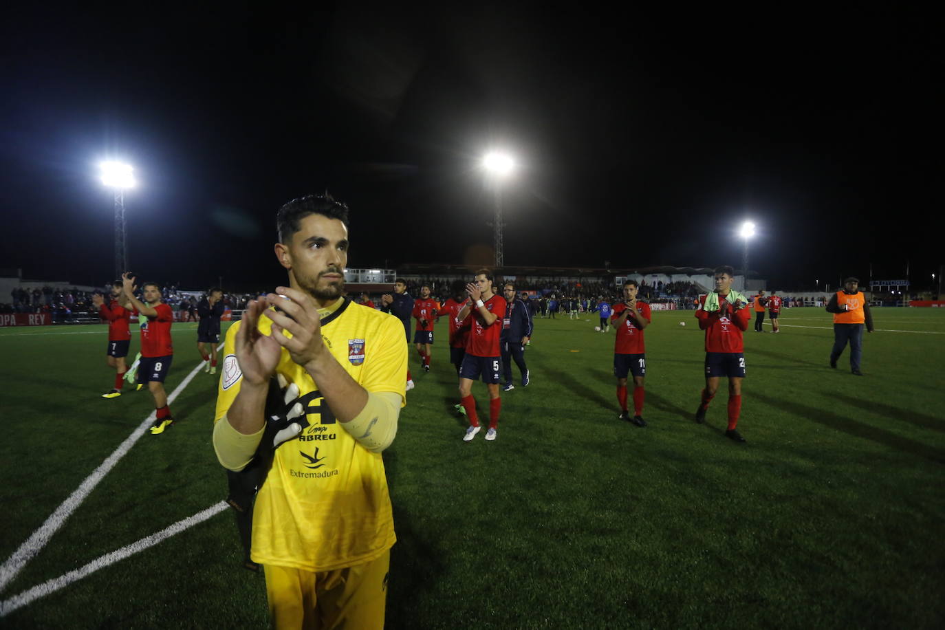 Fotos: Un doblete de Munir acaba con el sueño de un notable Diocesano