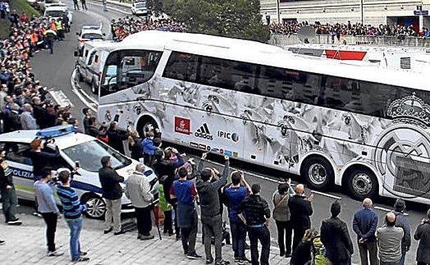 El Real Madrid viajará en autobús a Cáceres