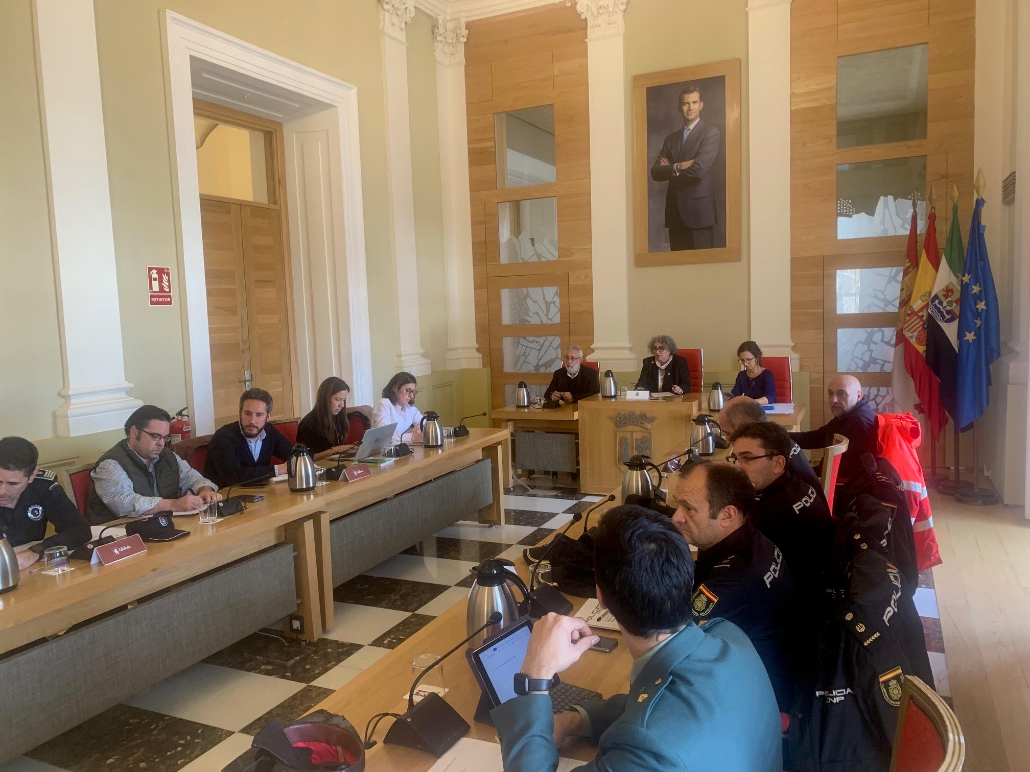 Junta Local de Seguridad celebrada este viernes en el ayuntamiento de Cáceres.