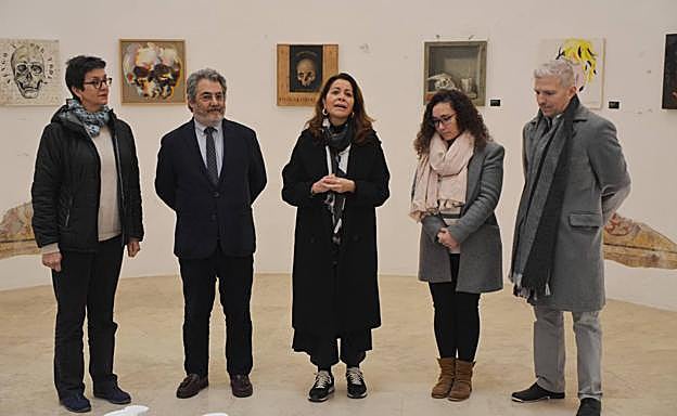 Autoridades que participaron en la inauguración de la muestra 