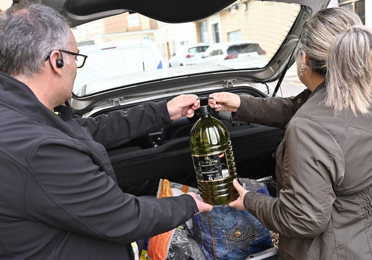 «Sospeché desde un inicio de la garrafa. El aceite parecía agua; ni sabor, ni olor, ni color»