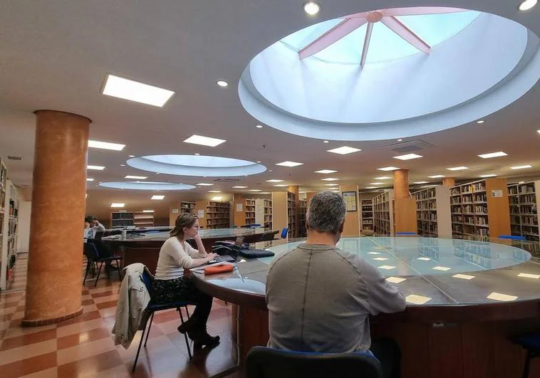 Biblioteca Juan Pablo Forner en Mérida.