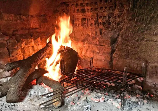 Cordero en la parrilla.