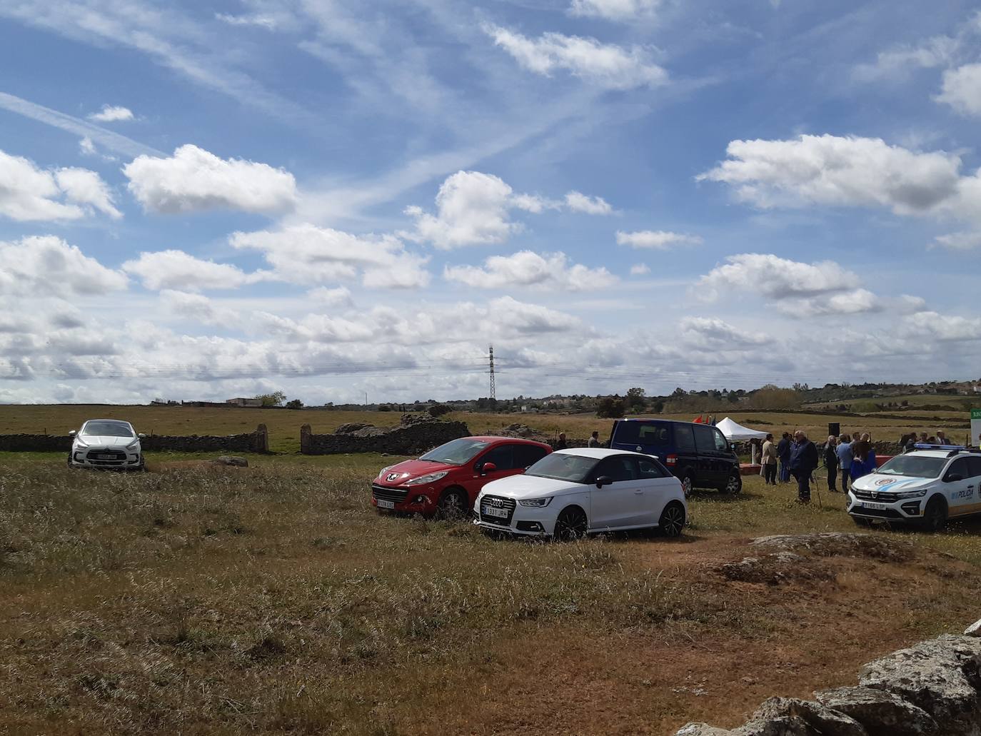 Imagen secundaria 2 - Colocada la primera piedra del parque acuático de Casar de Cáceres