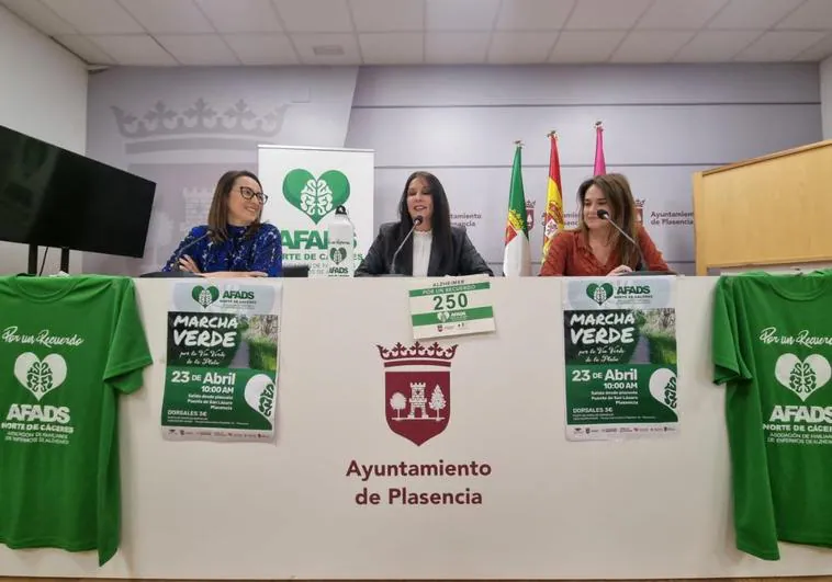 Cristina Martín, Maite Díaz y María Climent.