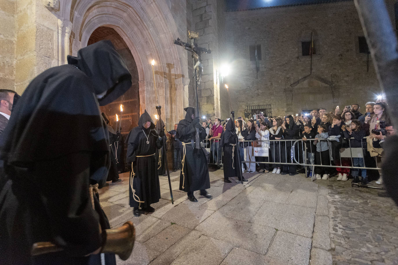 Procesión del Cristo Negro, en imágenes