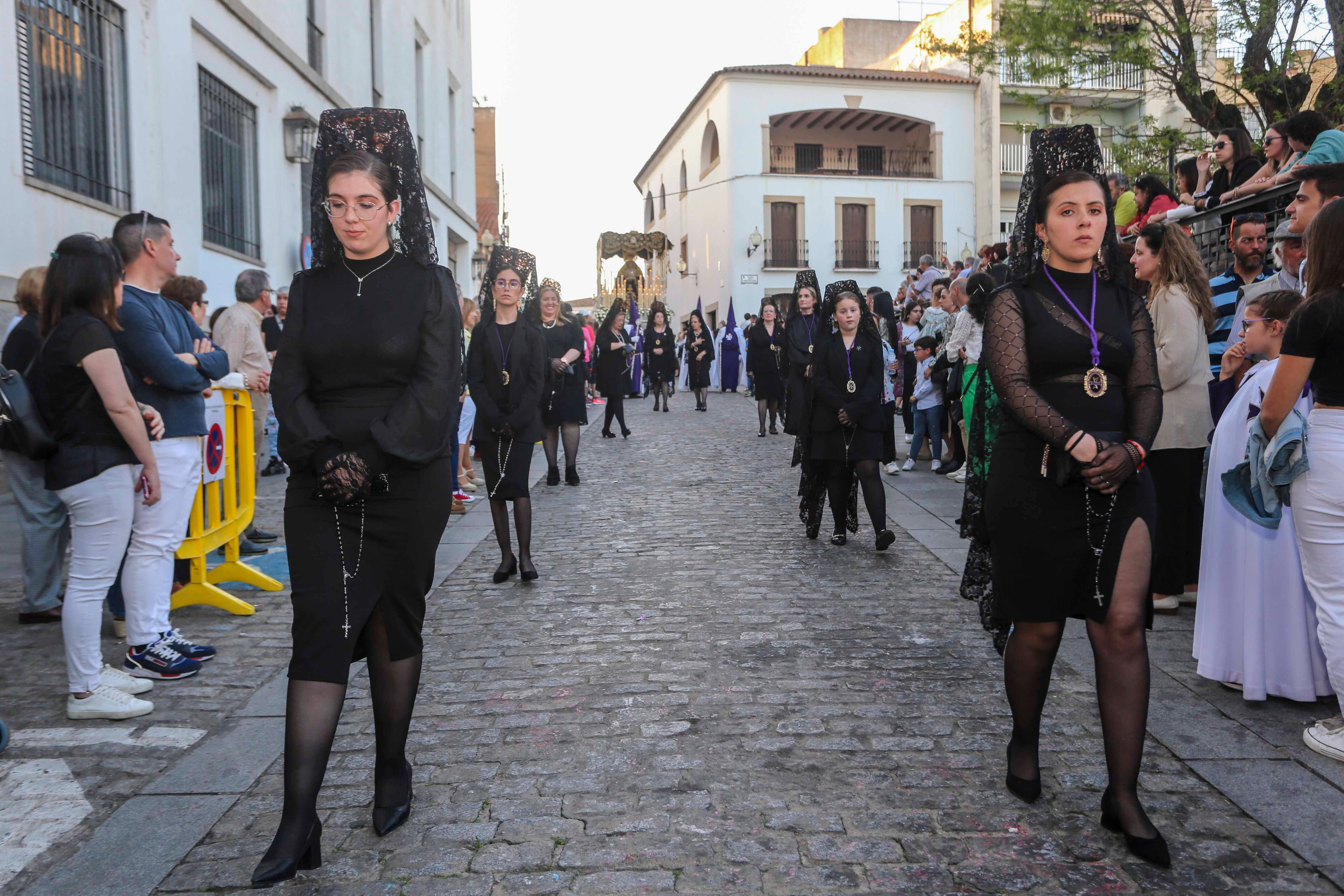 Calor y mucho público en un extraordinario Viernes Santo de Mérida