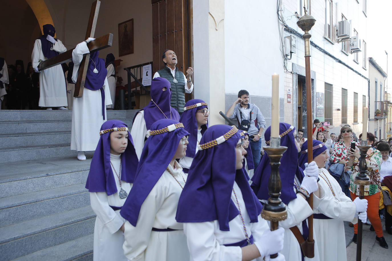 Cristo del Amor y Señora de la Caridad Cofradía: Hermandad Penitencial del Santísimo Cristo del Amor, Señor de las Penas y Nuestra Señora de la Caridad.