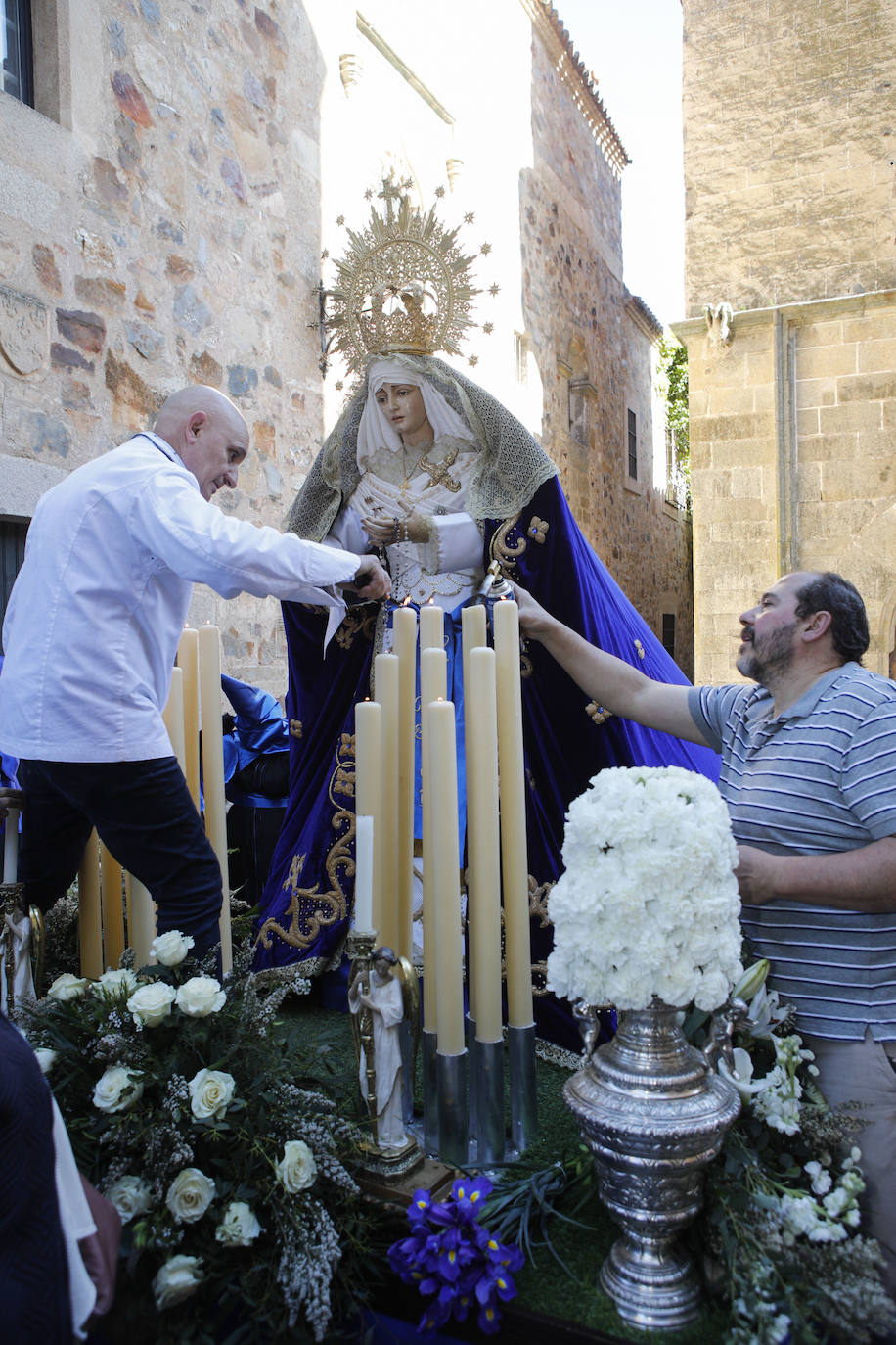 Pasos: Nuestro Padre Jesús de la Expiración de la Arguijuela y Nuestra Madre y Señora de Gracia y Esperanza. Cofradía: Ilustre Hermandad de Penitencia y Cofradía de Nazarenos de Nuestro Padre Jesús de la Expiración de la Arguijuela y Nuestra Madre y Señora de Gracia y Esperanza.