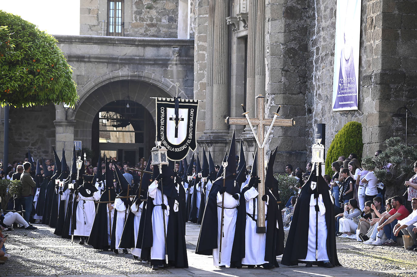 Fotos | Procesión del sábado en Plasencia