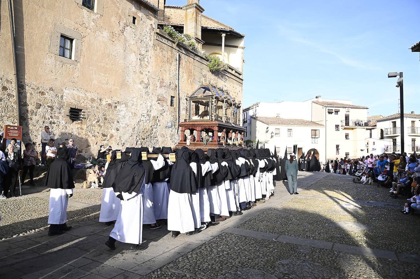 Fotos | Procesión del sábado en Plasencia