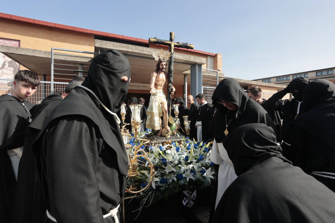 Procesión del Santísimo Cristo de la Victoria y Nuestra Señora del Rosario. Cofradía dominicana del Santísimo Cristo de la Victoria.