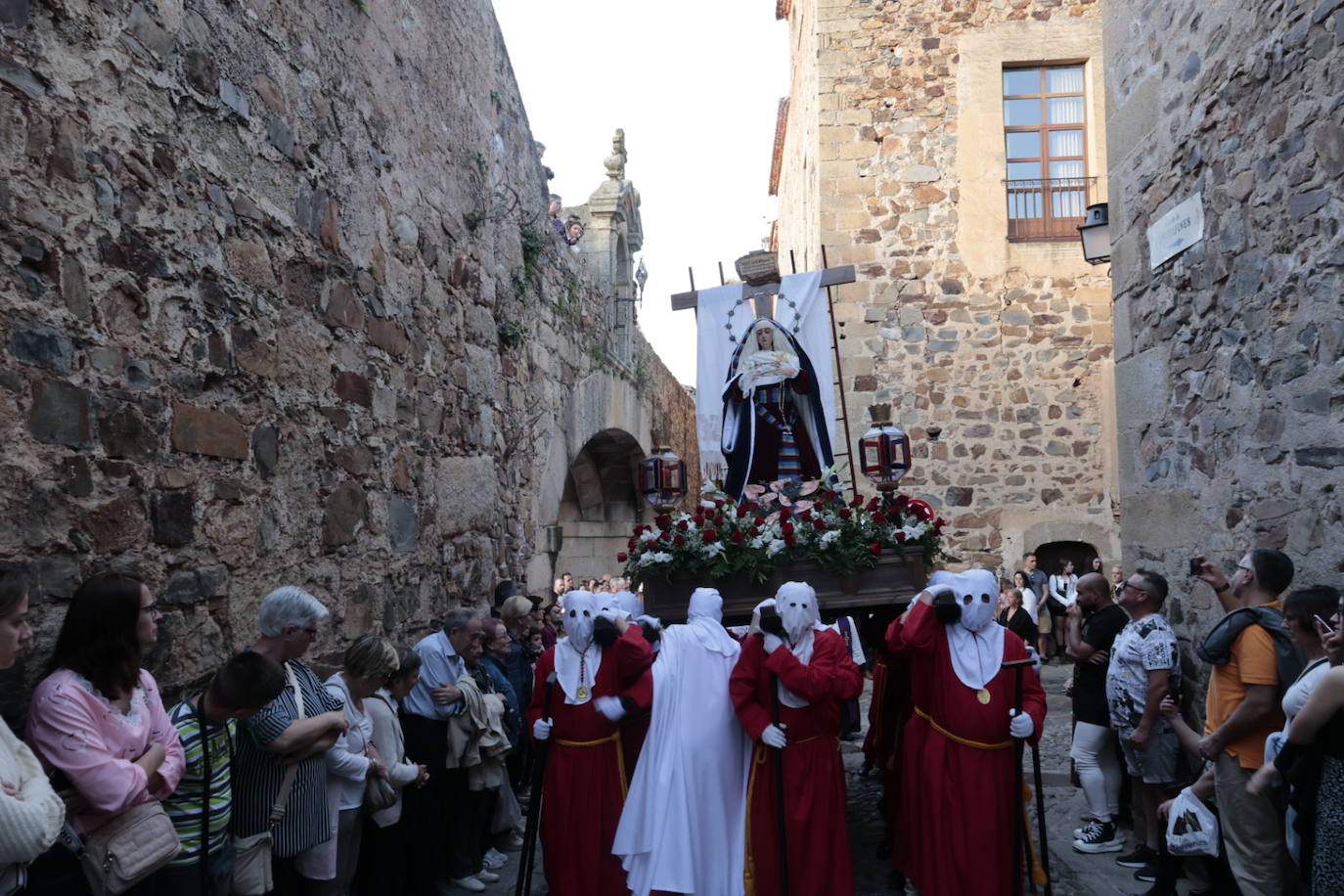 Procesión del Cristo de las Batallas con el paso de Nuestra Señora del Buen Fin.