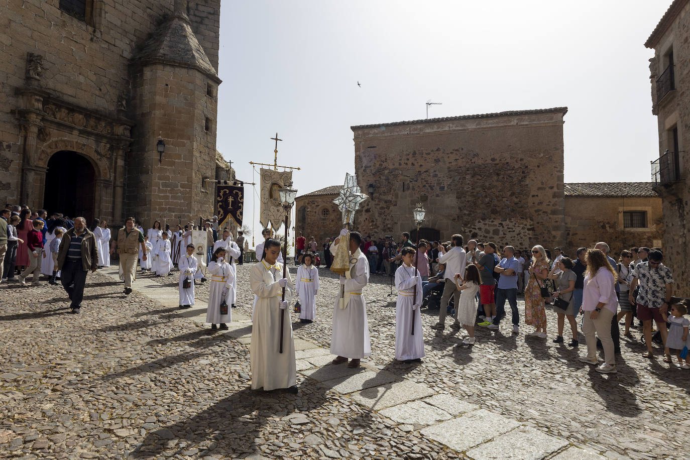 Domingo de Resurrección apoteósico en Cáceres