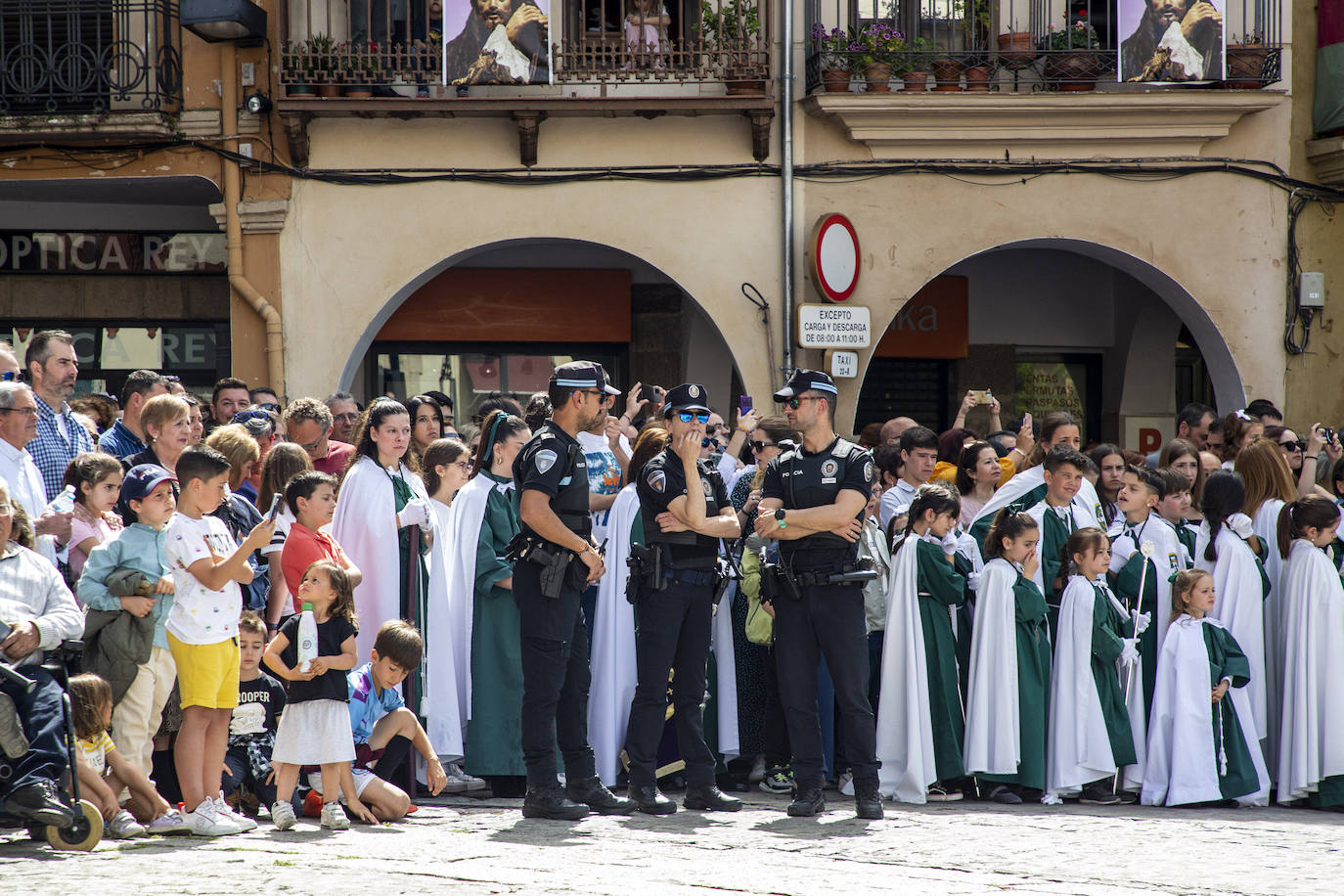 El Domingo de Resurrección placentino, en imágenes