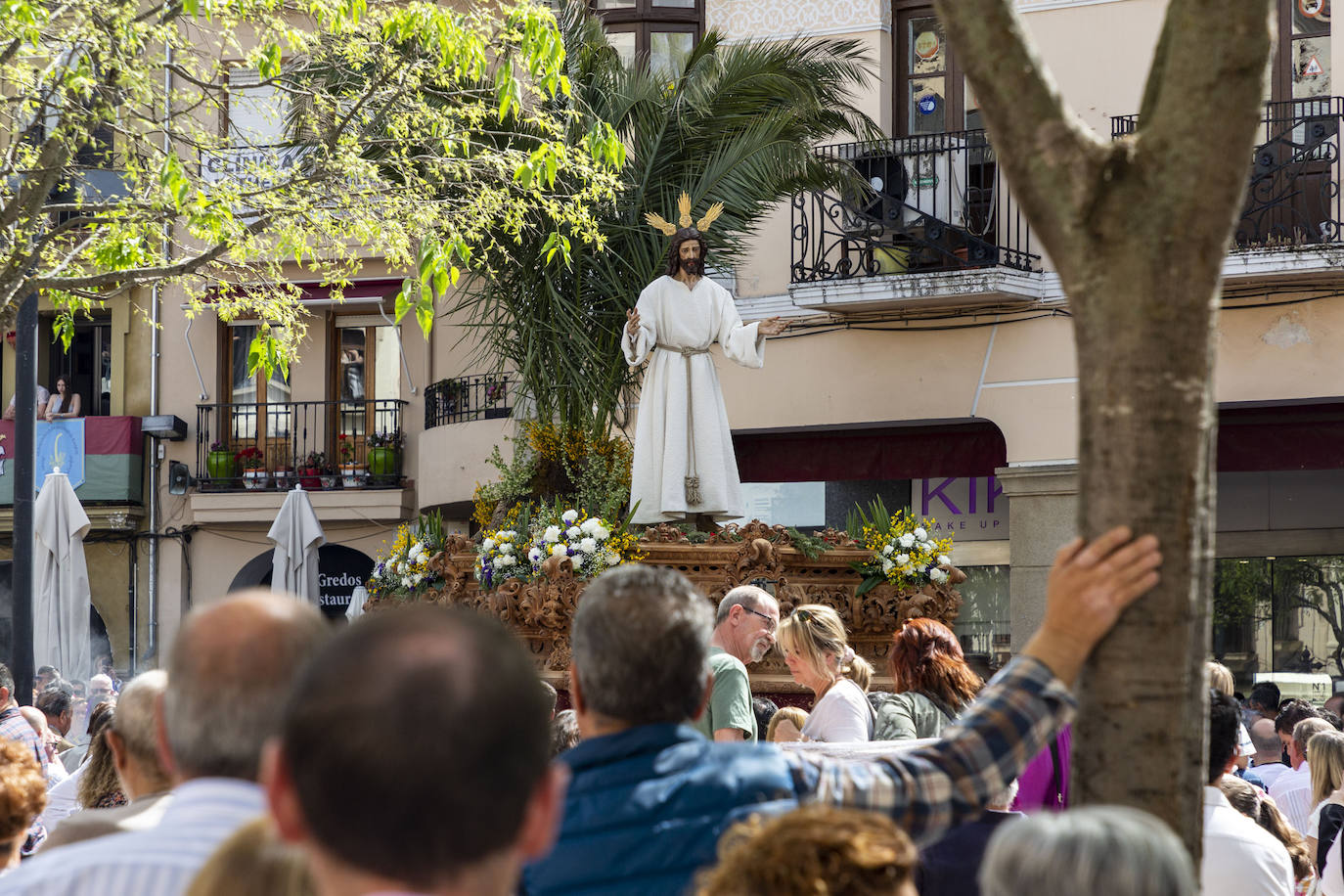 El Domingo de Resurrección placentino, en imágenes