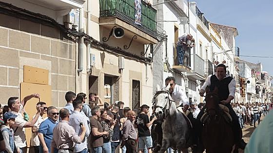 Lea las cinco noticias principales de este lunes, 10 de abril de 2023