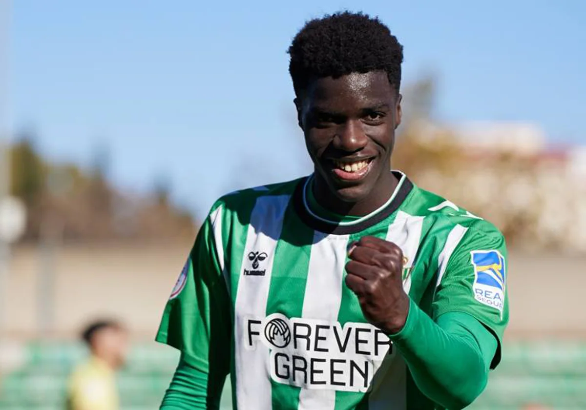 Liverpool interested in teenage Real Betis forward