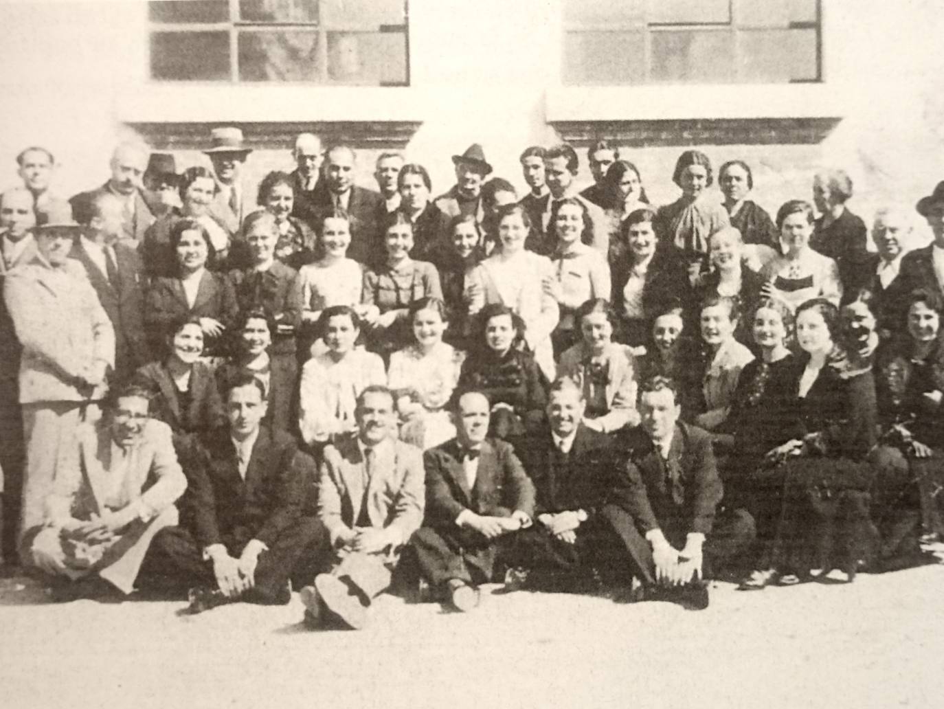 Profesores de Navalmoral de la Mata hacia 1923.