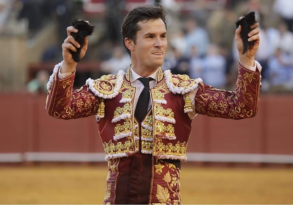 Daniel Luque pasea las dos orejas de Príncipe, el excelente quinto de la tarde.