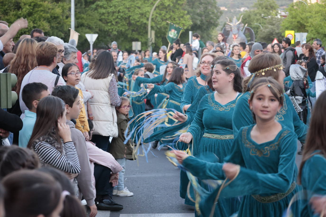 Las mejores imágenes del desfile de San Jorge en Cáceres (I)