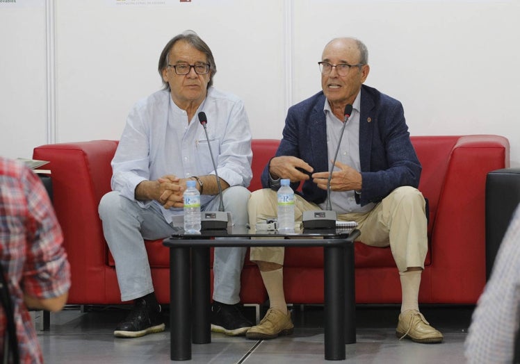 Esteban Cortijo junto a Manuel Pecellín.