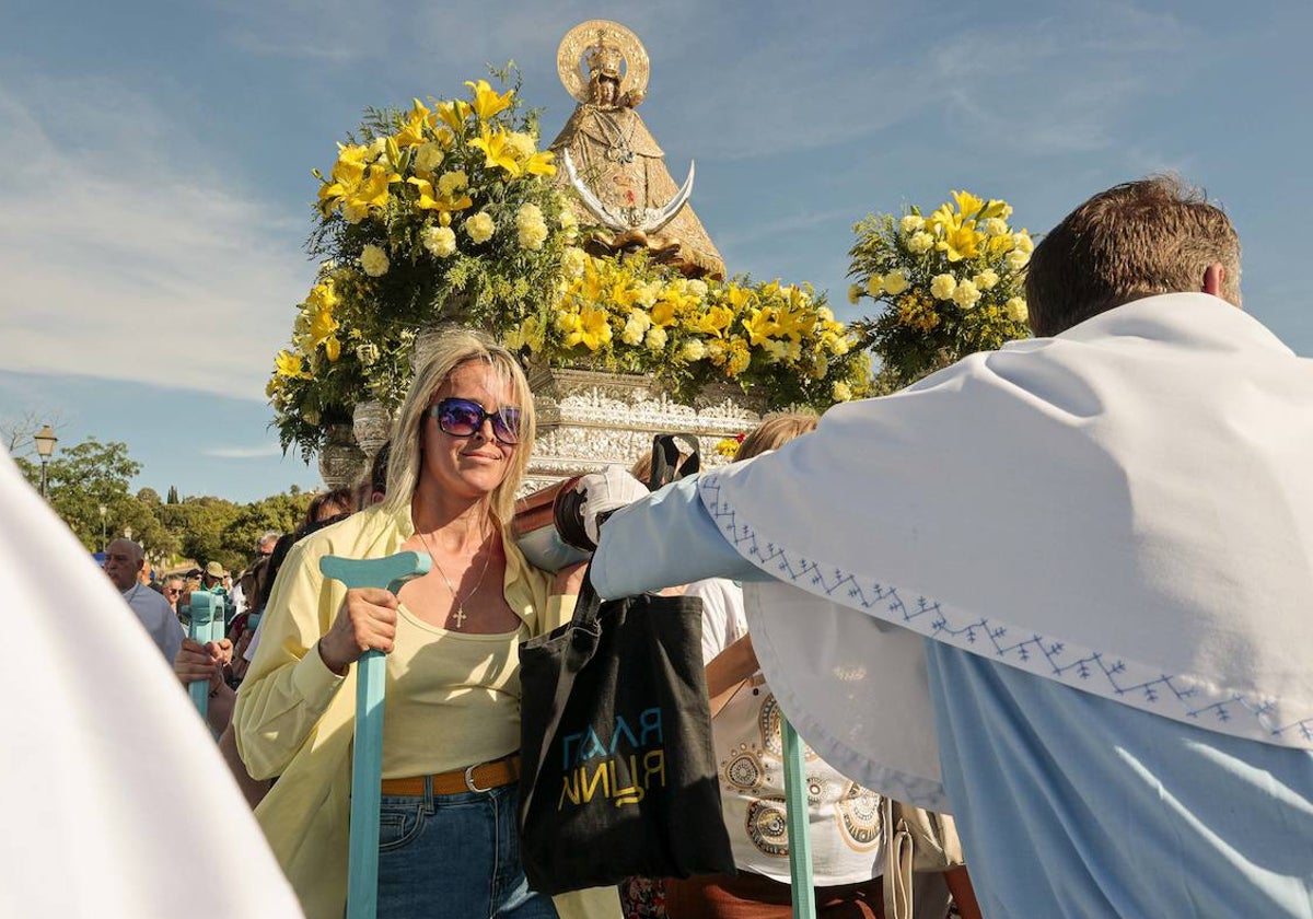 Viktoriia Omelchunk, este miércoles durante la procesión de bajada.