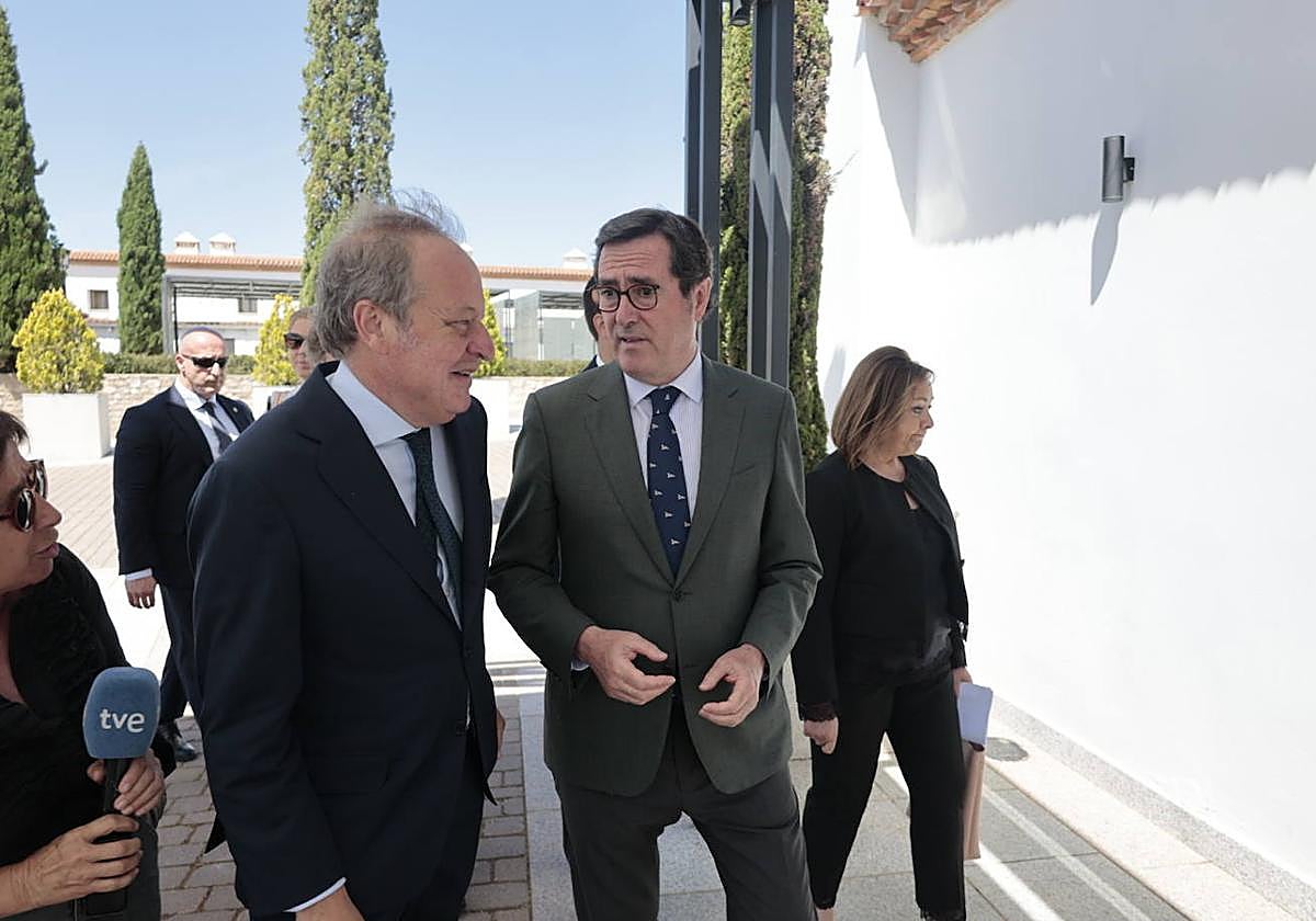 El ciclo &#039;90 años de HOY&#039; continúa con la participación de Antonio Garamendi