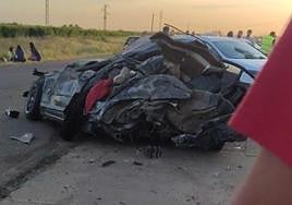Un muerto y dos heridos graves tras un choque entre dos vehículos en Valdelacalzada