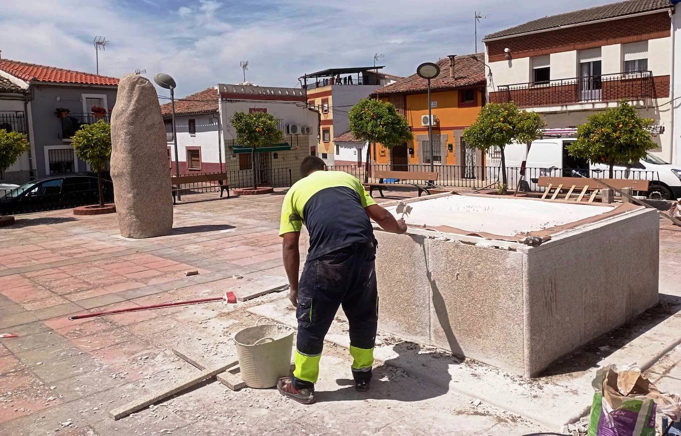 Réplica del dolmen de Guadalperal