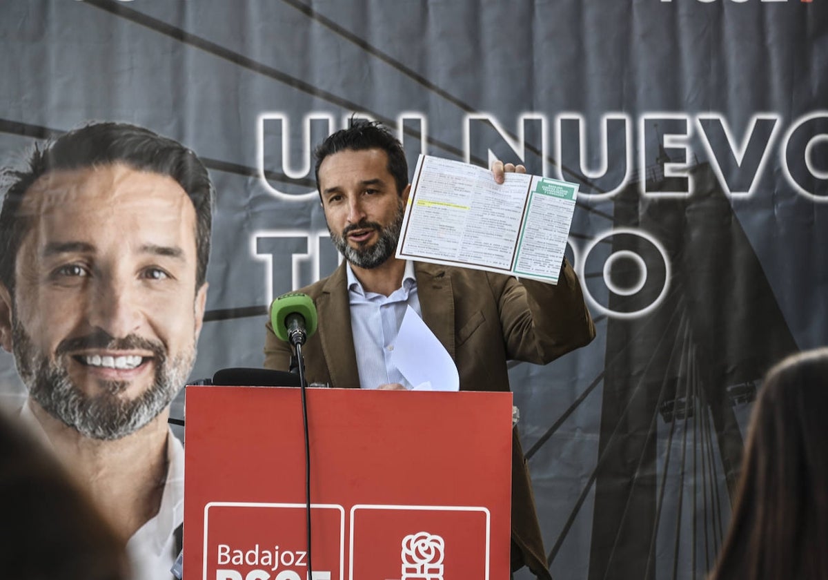 Ricardo Cabeza muestra su programa este jueves.