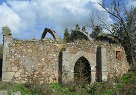 Exterior de la ermita de San Miguel de los Fresnos