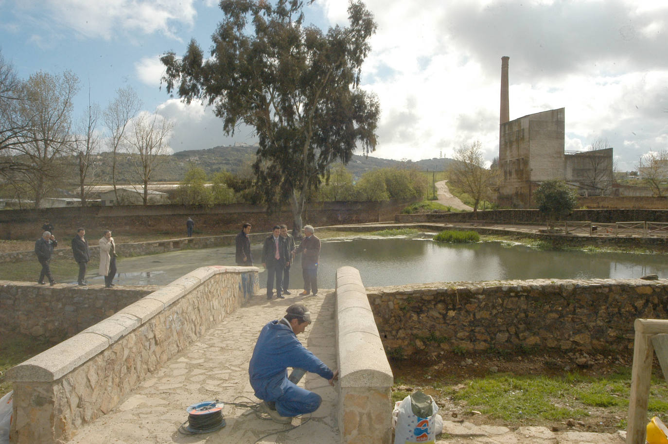 Inauguración en 2004 del parque de la Ribera del Marco siendo alcalde José María Saponi Mendo.