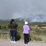 El alcalde de Pinofranqueado, sobre el incendio: «Dependemos del viento y no afloja»