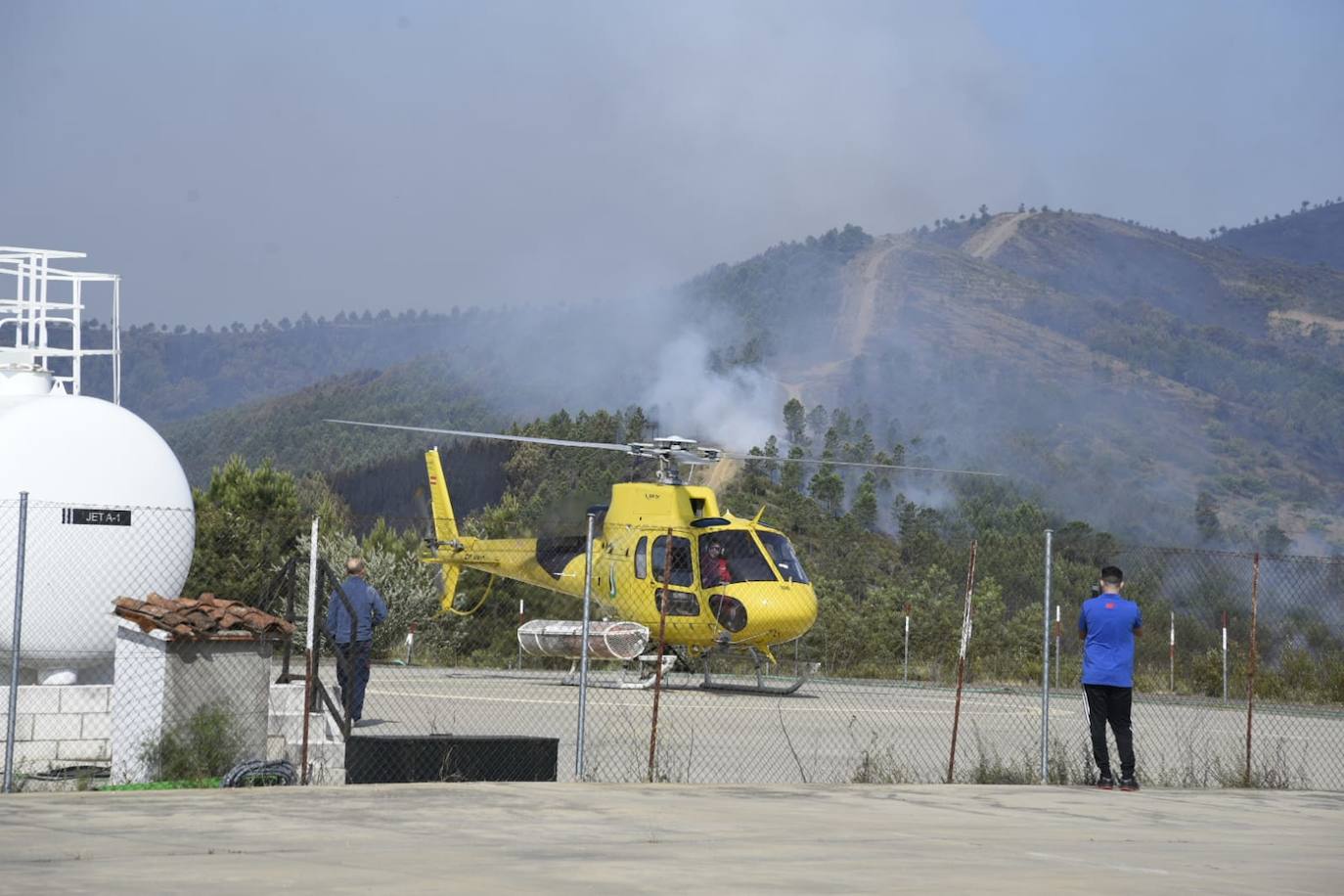 El incendio en Hurdes y Sierra de Gata, en imágenes (IV)