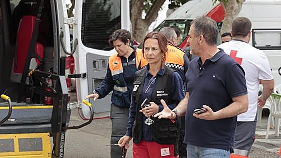 Los evacuados de Cadalso, Robledillo, Descargamaría y Ovejuela por el incendio no podrán volver hoy a sus casas