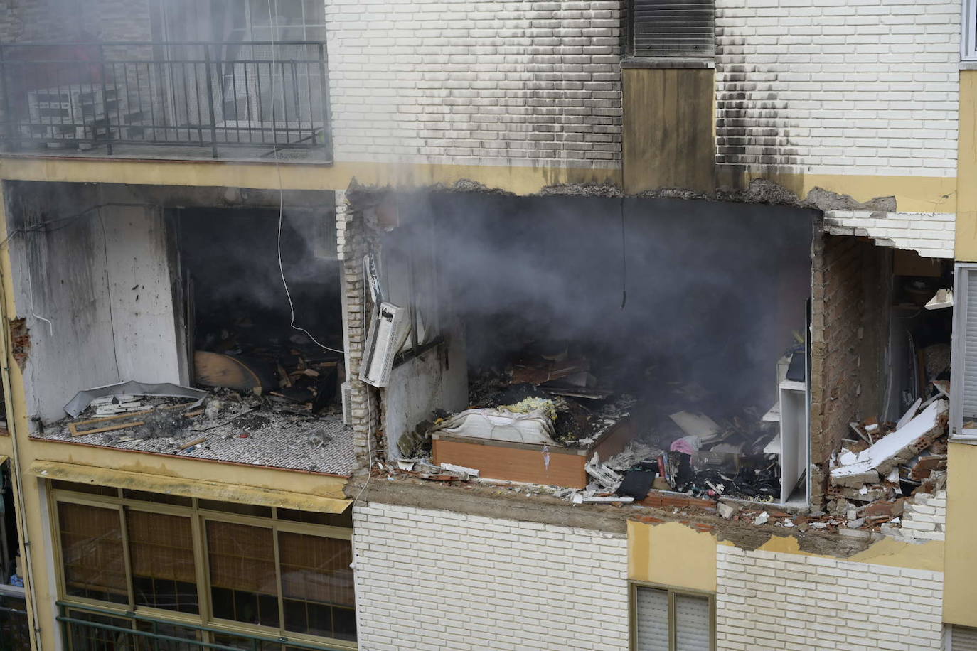 Así ha quedado la vivienda afectada tras la explosión en Badajoz