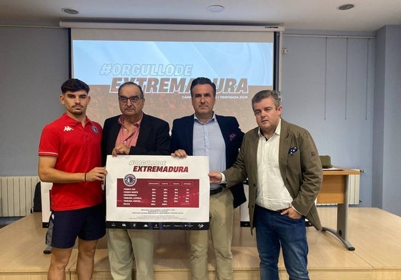 El CD Extremadura presenta su accesible campaña de abonados