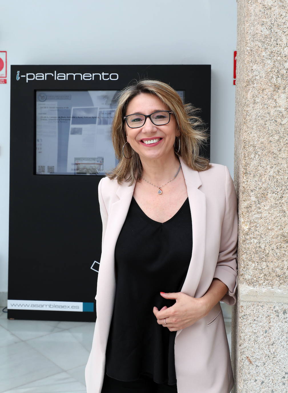 Portavoz del grupo parlamentario PP. Fue vicepresidenta durante el mandato de José Antonio Monago como presidenta de la Junta. 