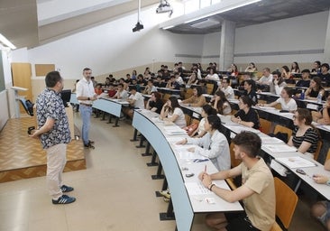 Las Cortes de Cádiz y los nacionalismos en el examen de Historia de la EBAU en Extremadura