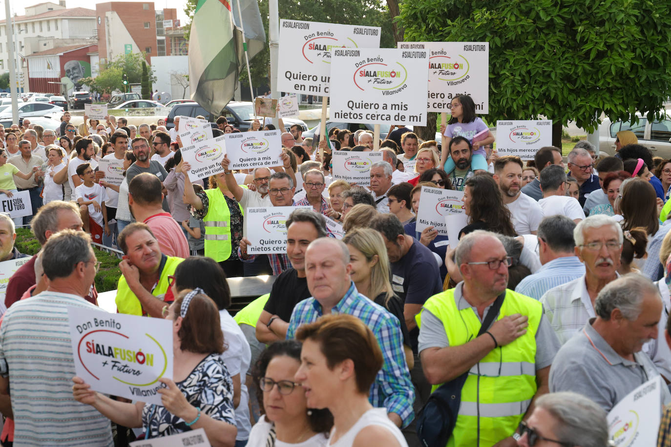 Manifestación de apoyo a la fusión de Don Benito-Villanueva (I)