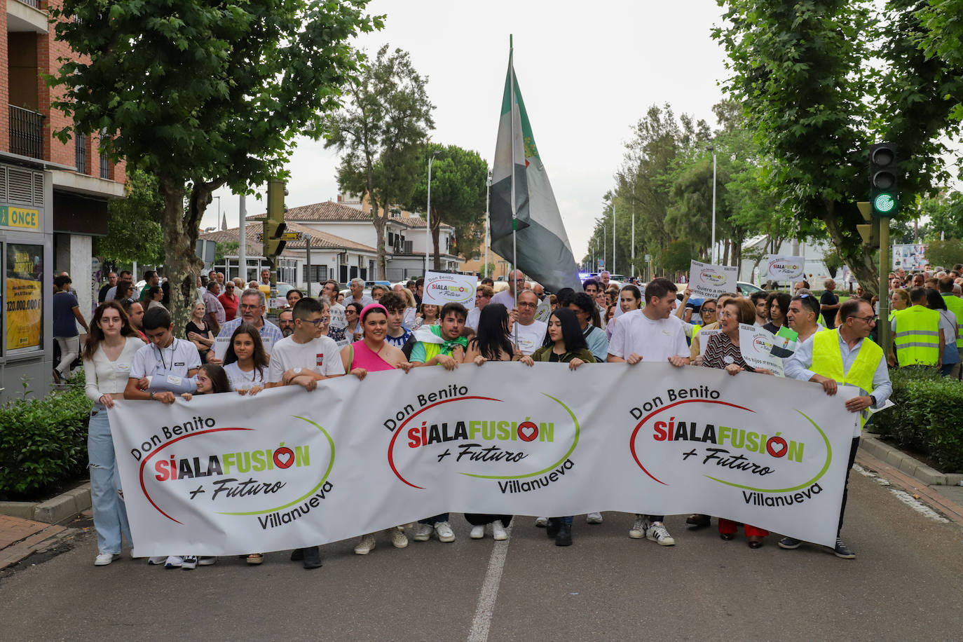 Manifestación de apoyo a la fusión de Don Benito-Villanueva (I)