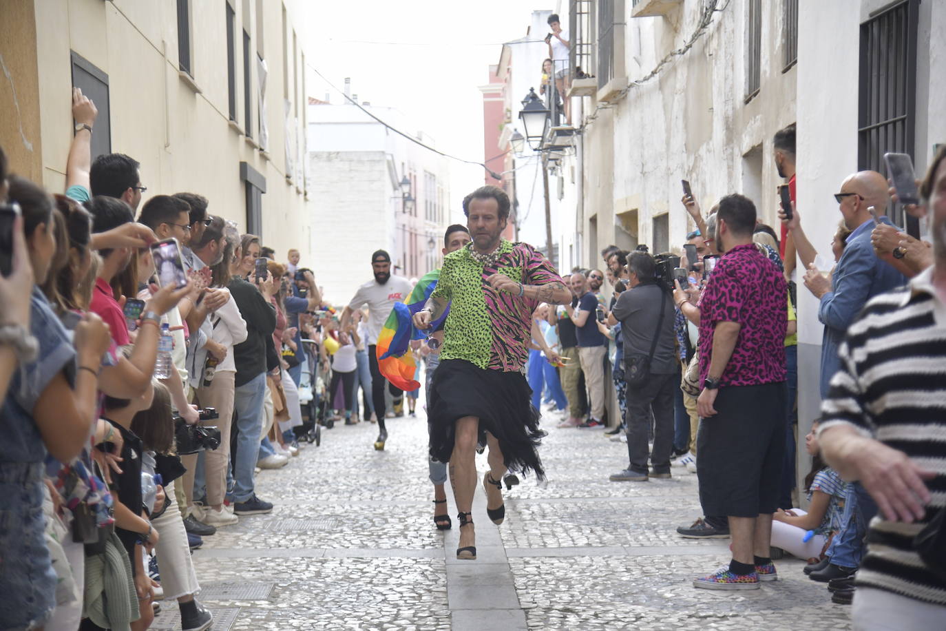 Carrera con tacones con motivo de Los Palomos.