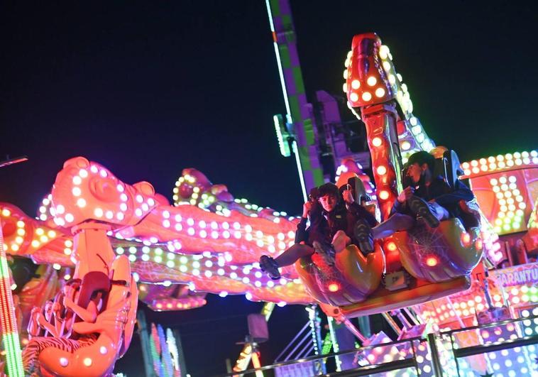 El domingo 25 de junio las atracciones podrán estar activas en el ferial de Caya para ganar una jornada más de fiestas