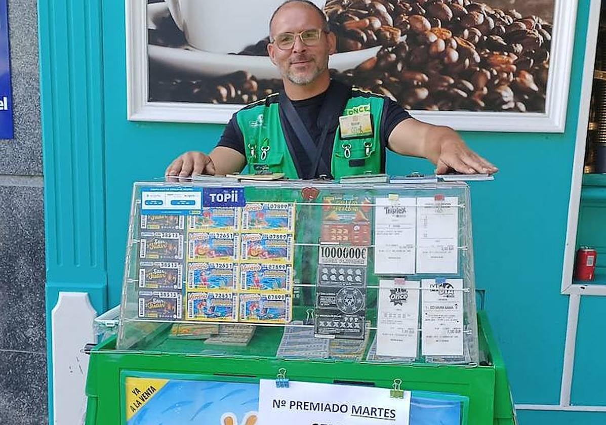 Óscar Pérez Domínguez, el cuponero que ha repartido la suerte en Montehermoso.