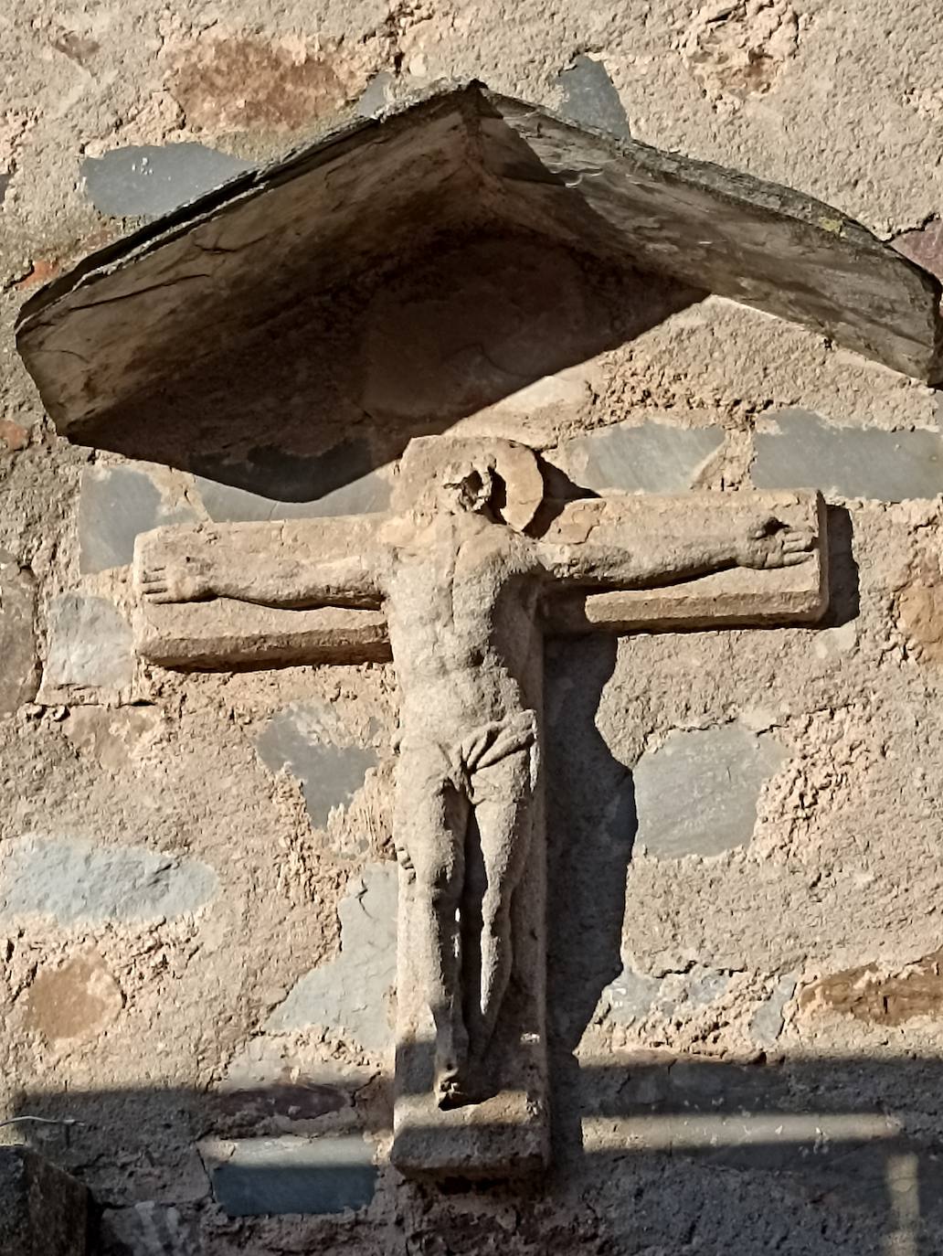 Nunca se supo quién fue, ni tampoco se ha encontrado la cabeza.