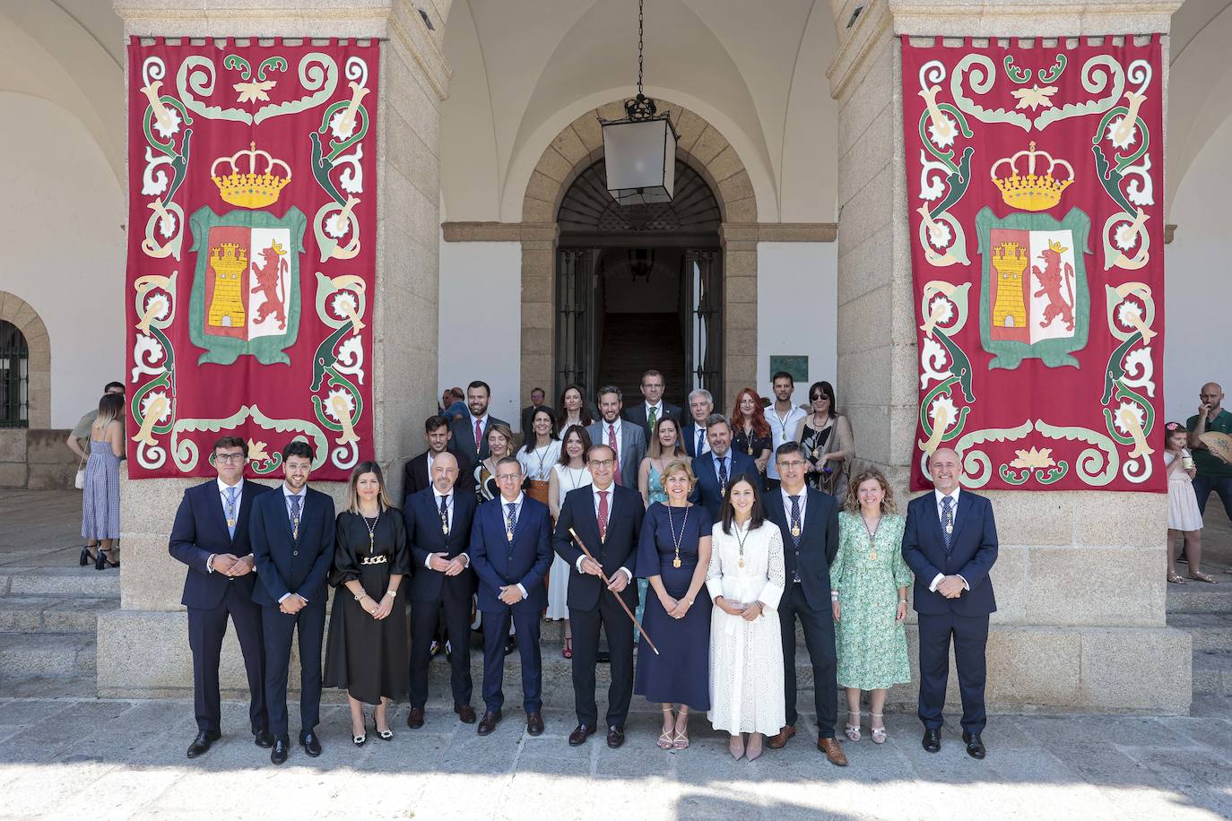 Pleno de investidura en el Ayuntamiento de Cáceres