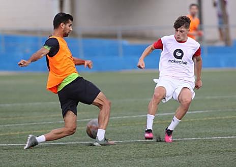 Imagen secundaria 1 - Éxito participativo y de organización en el primer MakeDraft Club