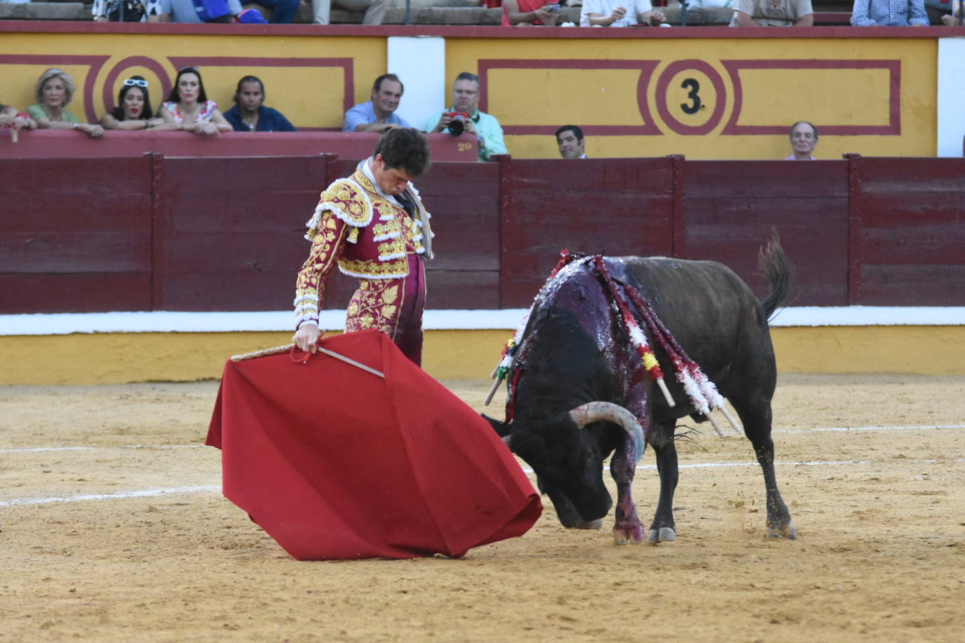 Las mejores imágenes de la corrida de toros de Zalduendo II